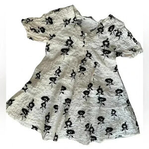 Kids- ZARA pleated floral dress